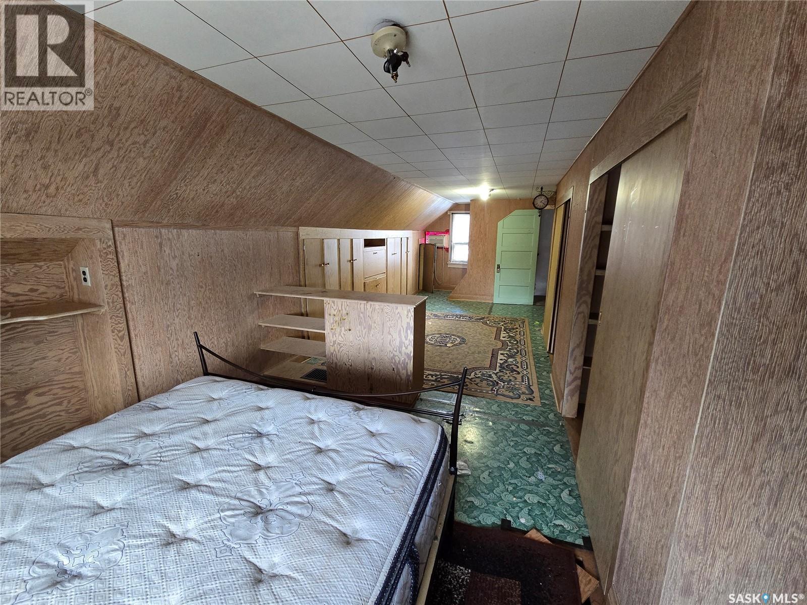 400 4th Avenue E, Assiniboia, Saskatchewan  S0H 0B0 - Photo 19 - SK031776