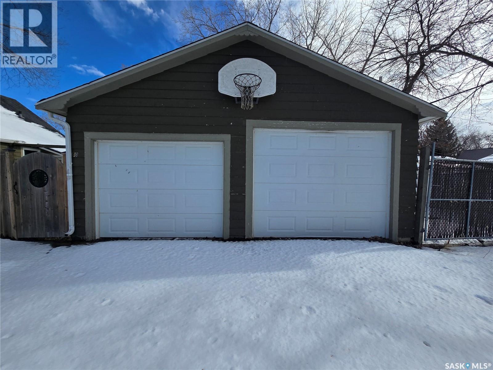 400 4th Avenue E, Assiniboia, Saskatchewan  S0H 0B0 - Photo 29 - SK031776