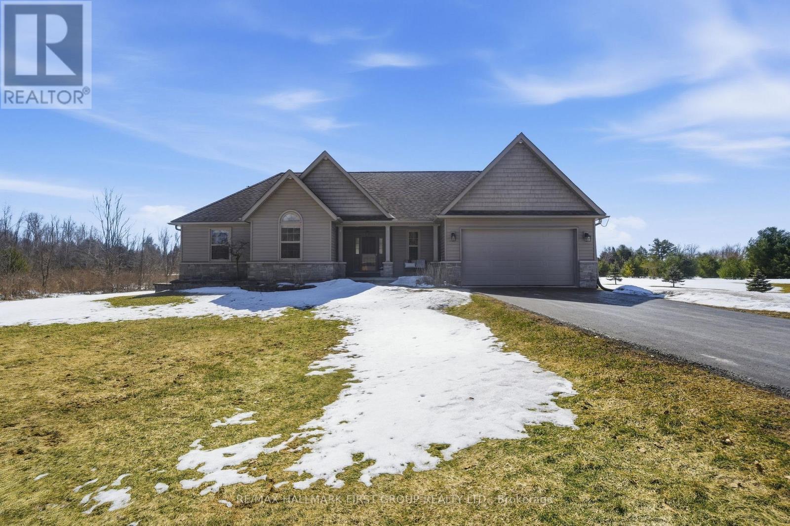 27 Charles Road, Tweed, Ontario  K0K 3J0 - Photo 4 - X12920928