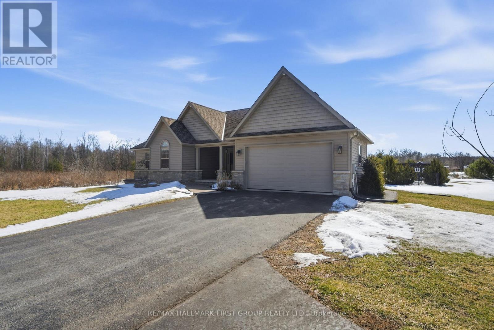 27 Charles Road, Tweed, Ontario  K0K 3J0 - Photo 5 - X12920928