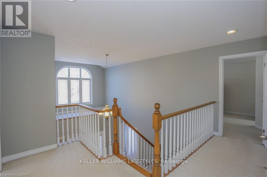 2029 Mccracken Court, London North, Ontario  N6G 5J2 - Photo 23 - X12942088