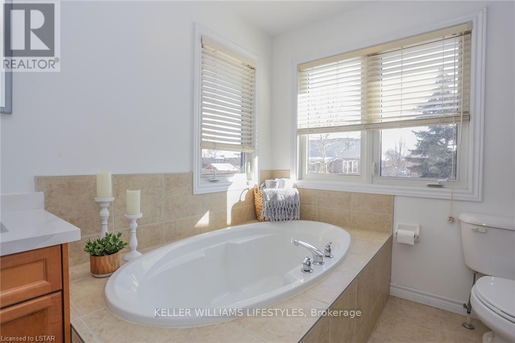 2029 Mccracken Court, London North, Ontario  N6G 5J2 - Photo 29 - X12942088