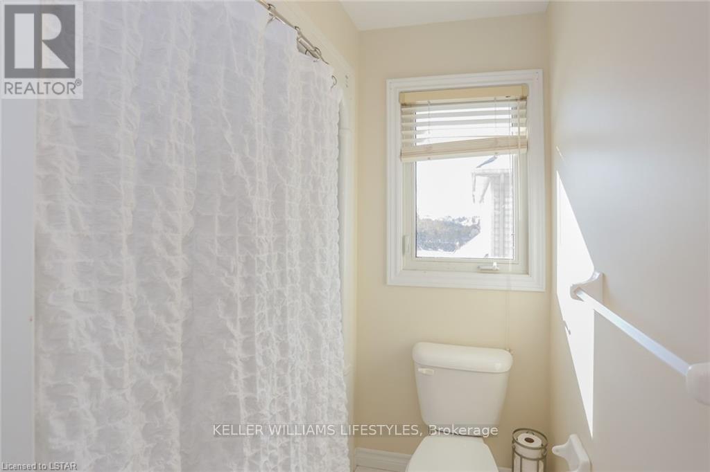 2029 Mccracken Court, London North, Ontario  N6G 5J2 - Photo 36 - X12942088