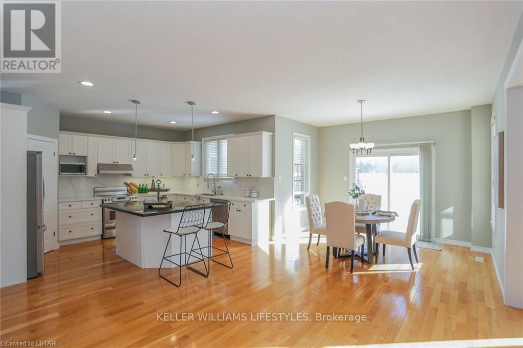 2029 Mccracken Court, London North, Ontario  N6G 5J2 - Photo 7 - X12942088