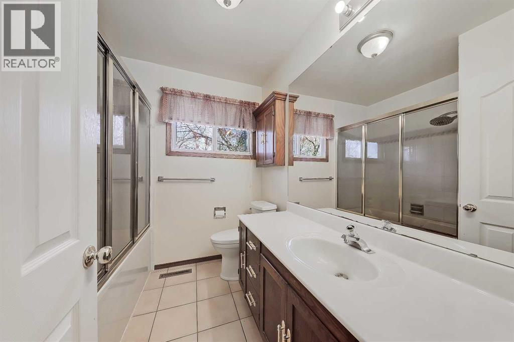 68 West Glen Crescent Sw, Calgary, Alberta  T3C 2X4 - Photo 31 - A2297149