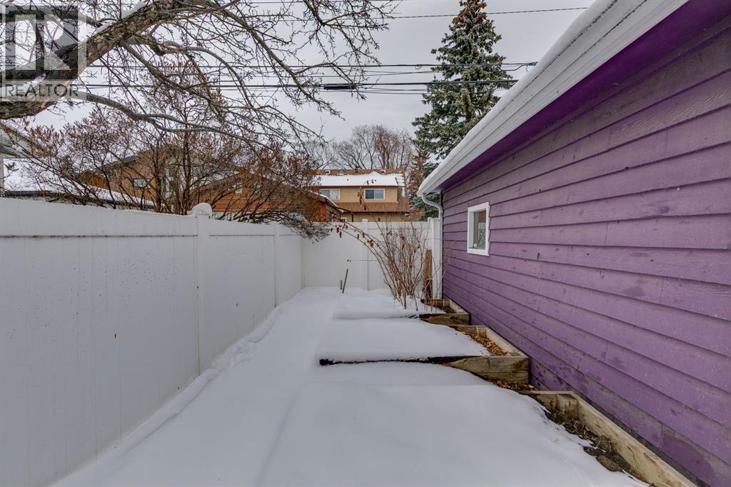 618 21 Avenue Nw, Calgary, Alberta  T2M 1J9 - Photo 10 - A2297268