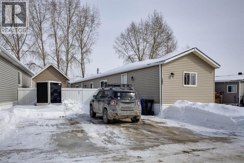 285 Grenfell Crescent, Fort Mcmurray, Alberta  T9H 2M8 - Photo 2 - A2297323