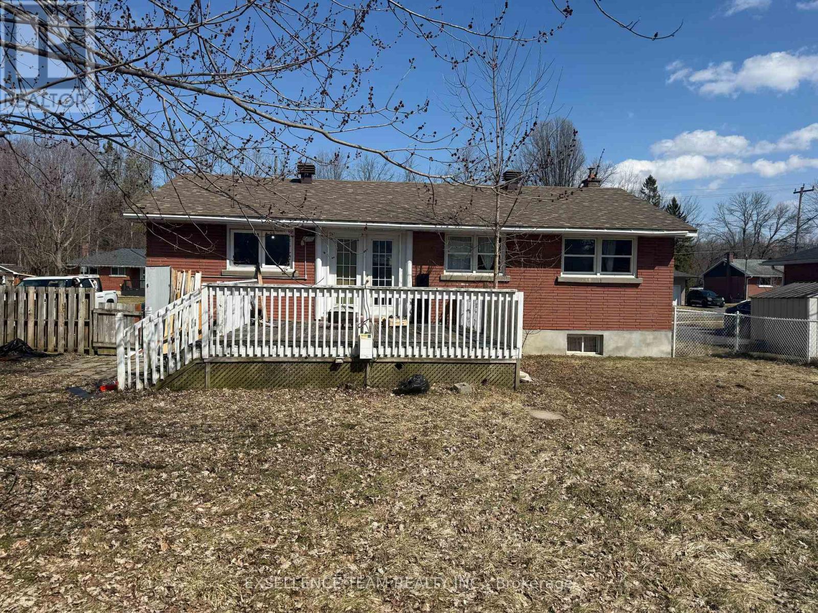 546 Joyce Street N, Cornwall, Ontario  K6J 1Y2 - Photo 2 - X12942078