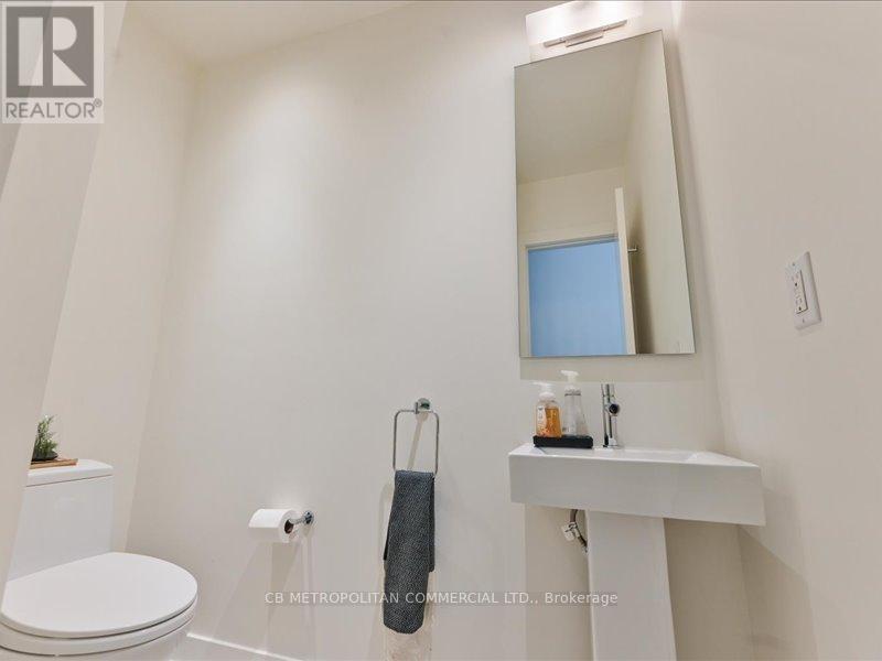 968 Queen Street W, Toronto, Ontario  M6J 1G8 - Photo 31 - C12942096