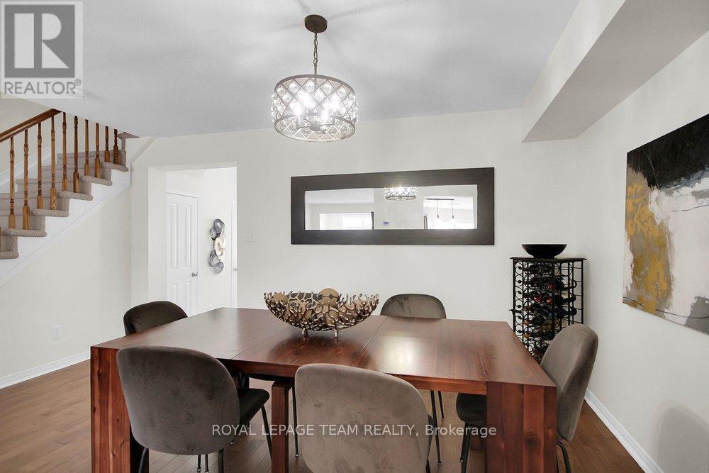 19 Fieldberry Private, Ottawa, Ontario  K2J 5E7 - Photo 12 - X12942100