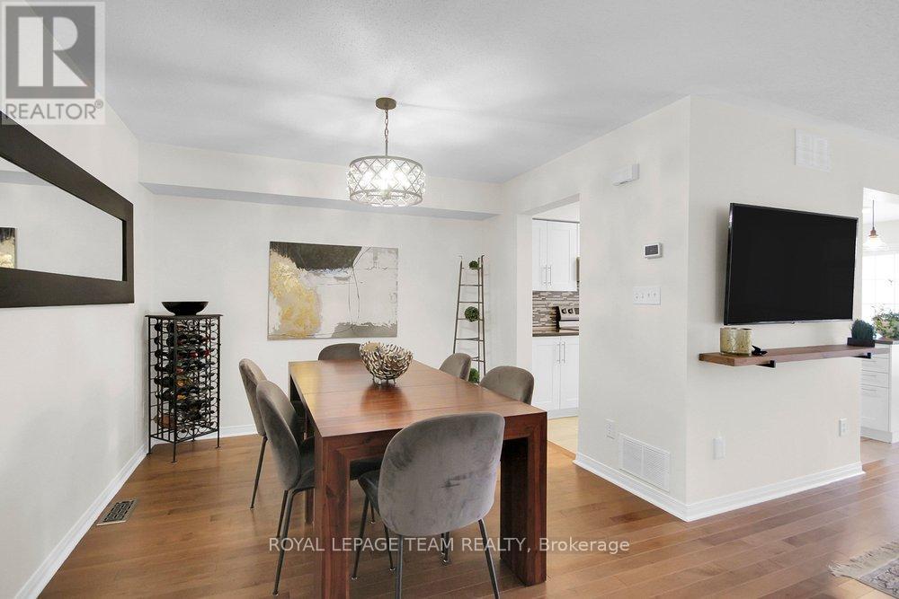 19 Fieldberry Private, Ottawa, Ontario  K2J 5E7 - Photo 9 - X12942100