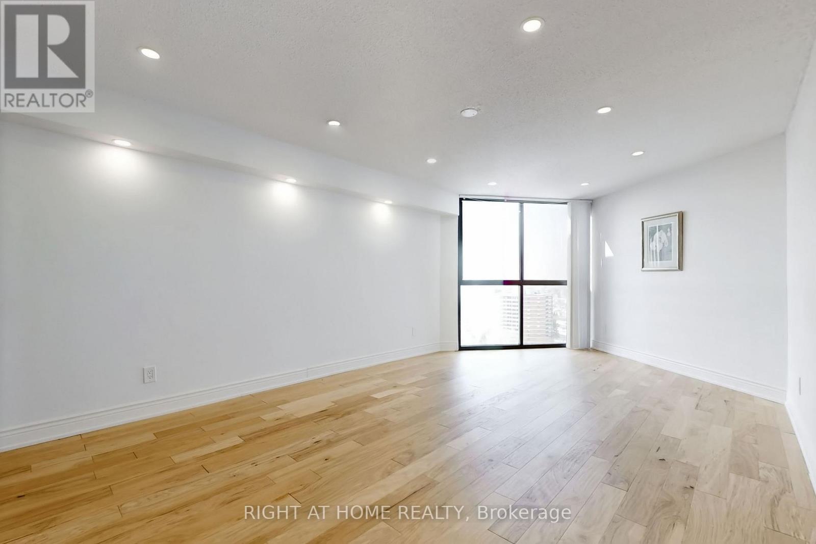 2009 - 40 Richview Road, Toronto, Ontario  M9A 5C1 - Photo 24 - W12942080