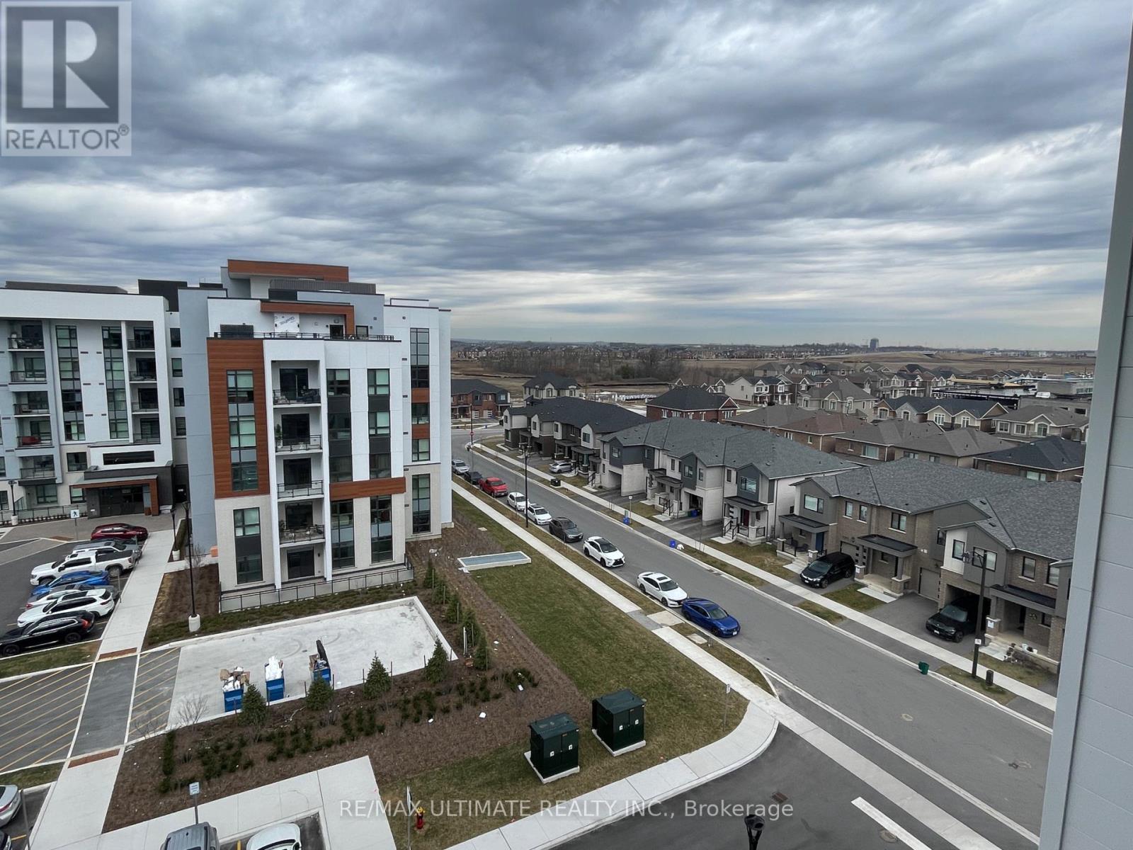 611 - 470 Gordon Krantz Avenue, Milton, Ontario  L9E 1Z3 - Photo 8 - W12942092