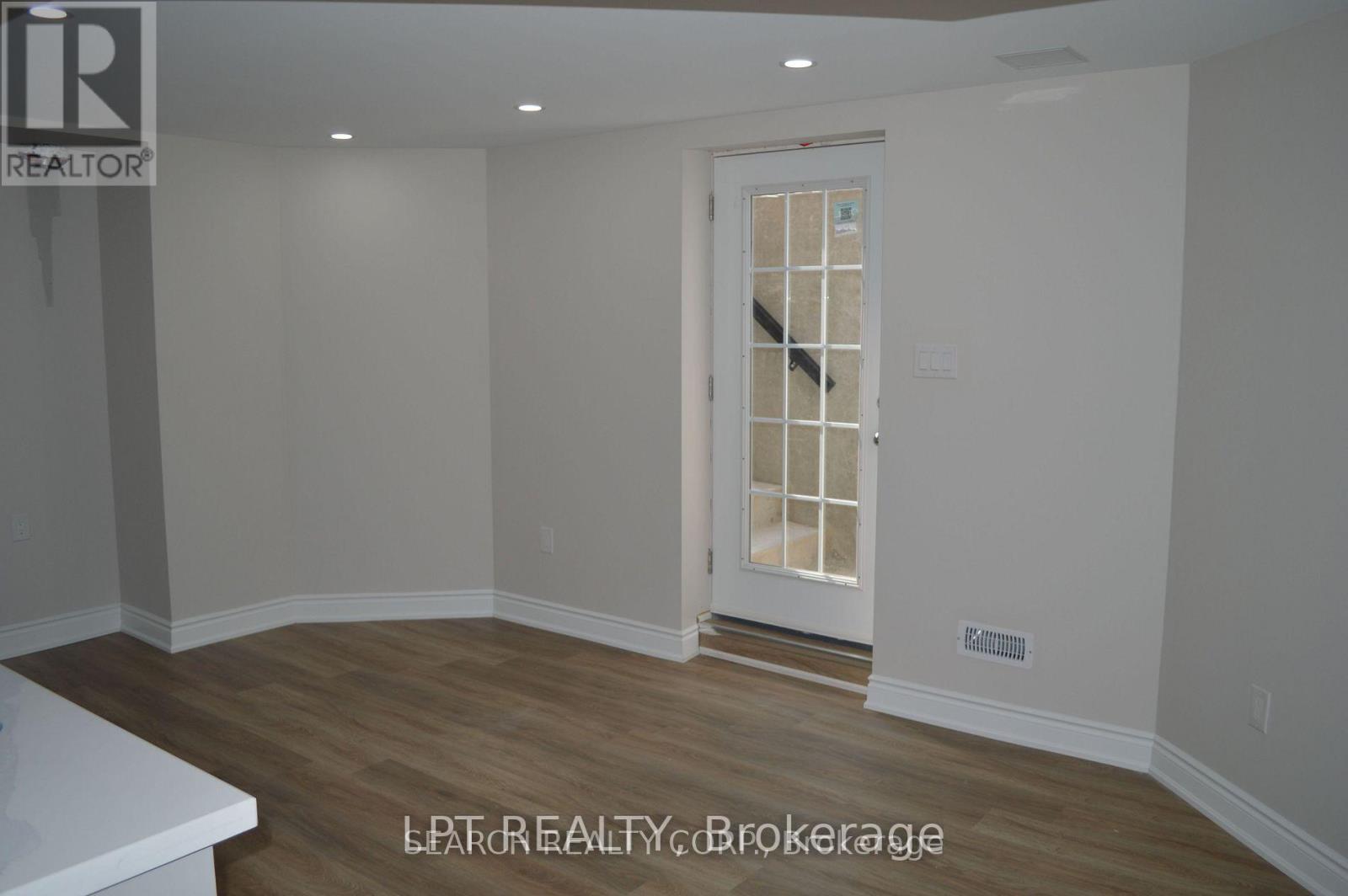 795 Bessy Trail Bsmt Trail, Milton, Ontario  L9T 0G5 - Photo 2 - W12942104