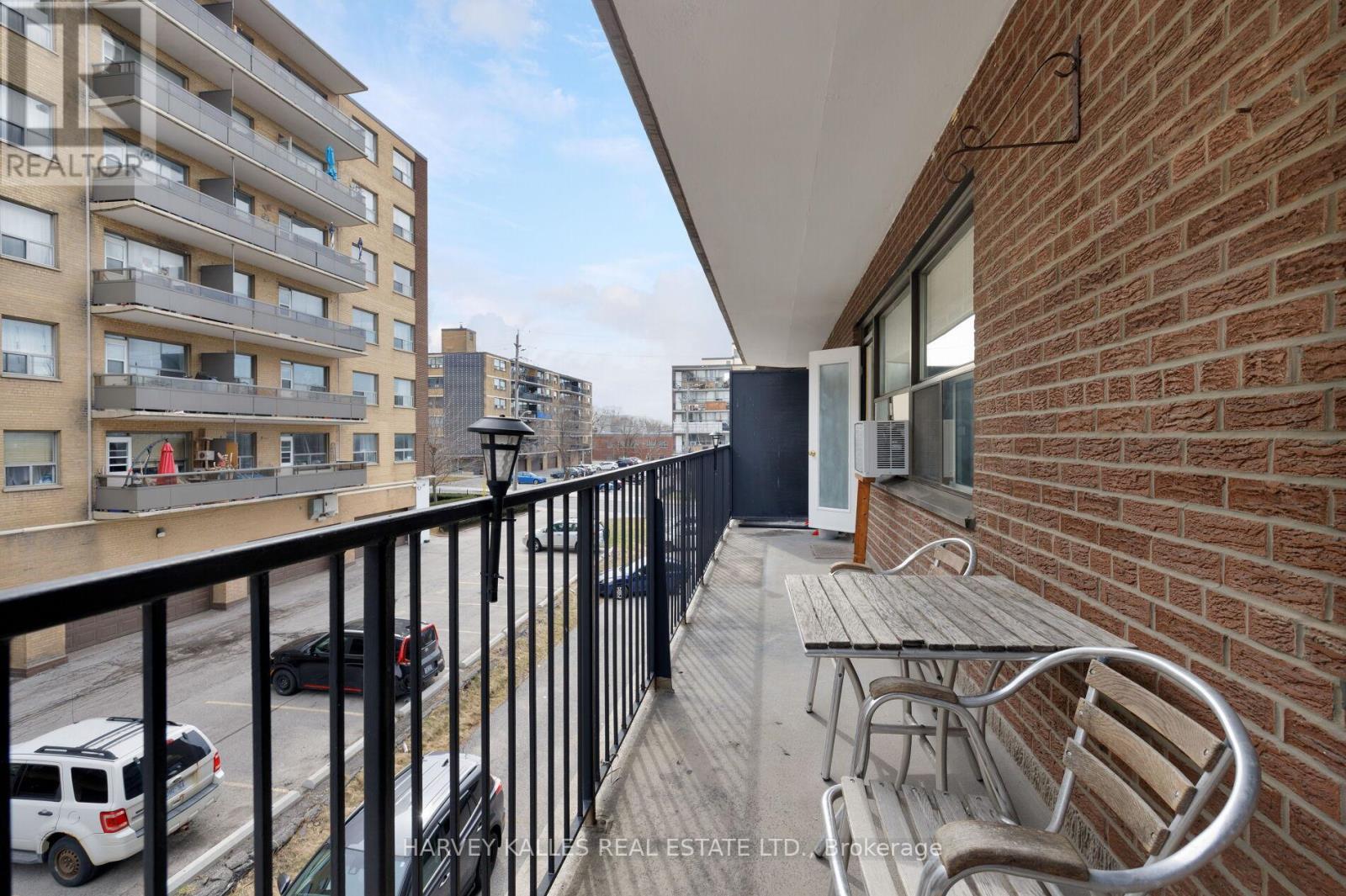 304 - 50 Gulliver Road, Toronto, Ontario  M6M 2N2 - Photo 14 - W12942108