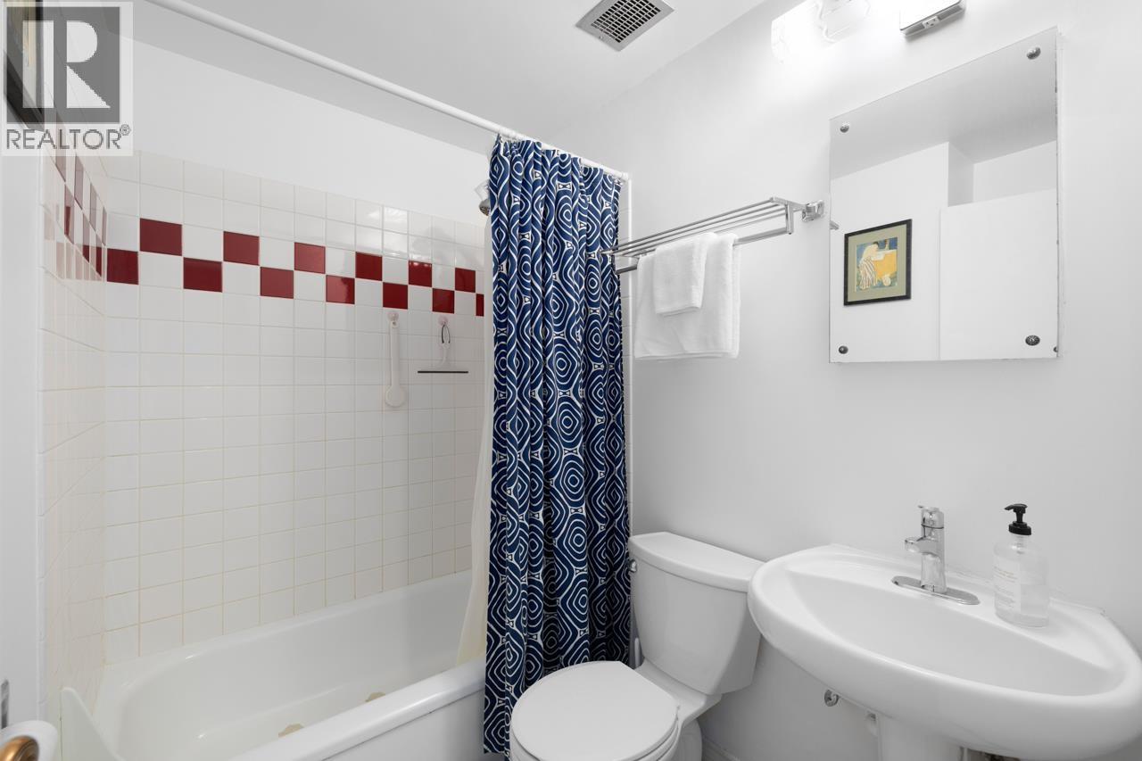 204 1565 Burnaby Street, Vancouver, British Columbia  V6G 2P7 - Photo 17 - R3082221