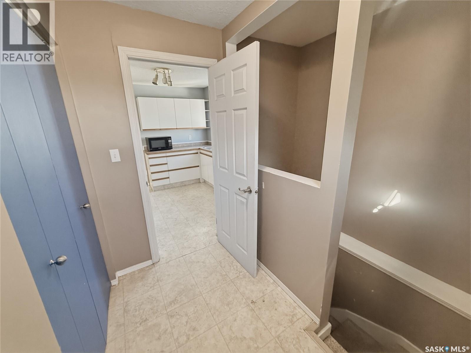 619 4th Avenue Nw, Swift Current, Saskatchewan  S9H 0V7 - Photo 15 - SK031541