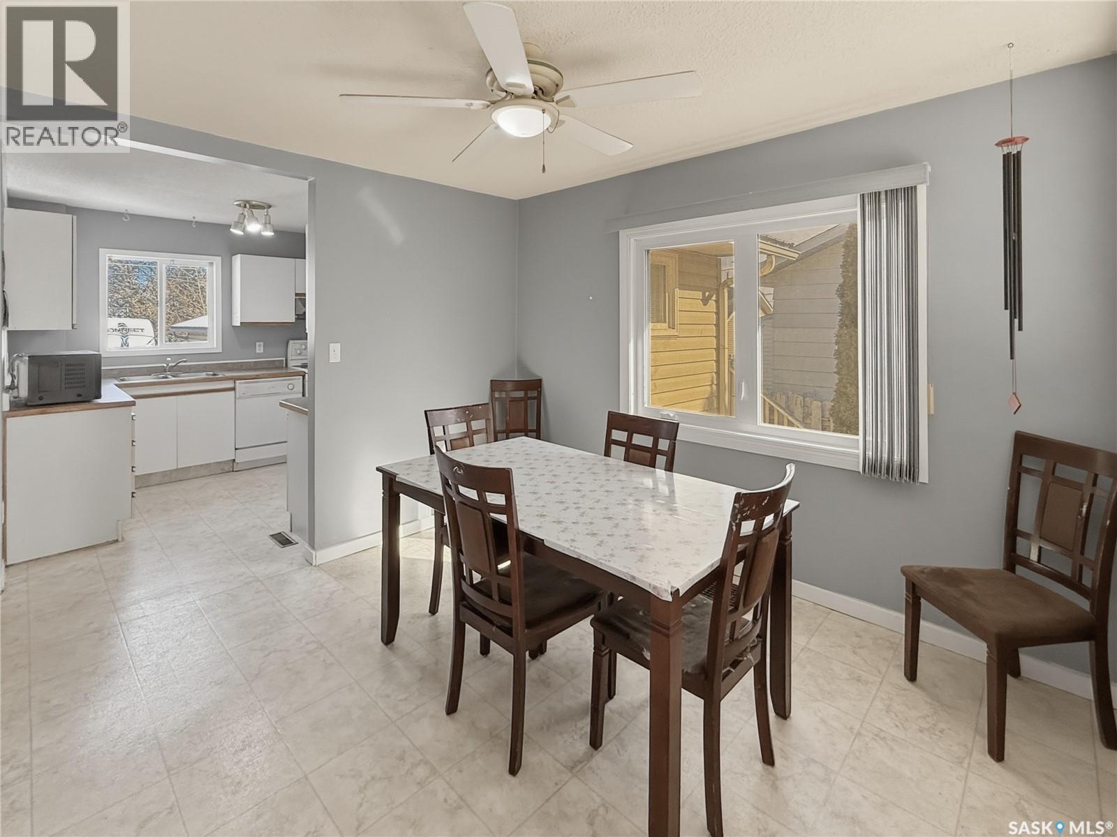 619 4th Avenue Nw, Swift Current, Saskatchewan  S9H 0V7 - Photo 7 - SK031541