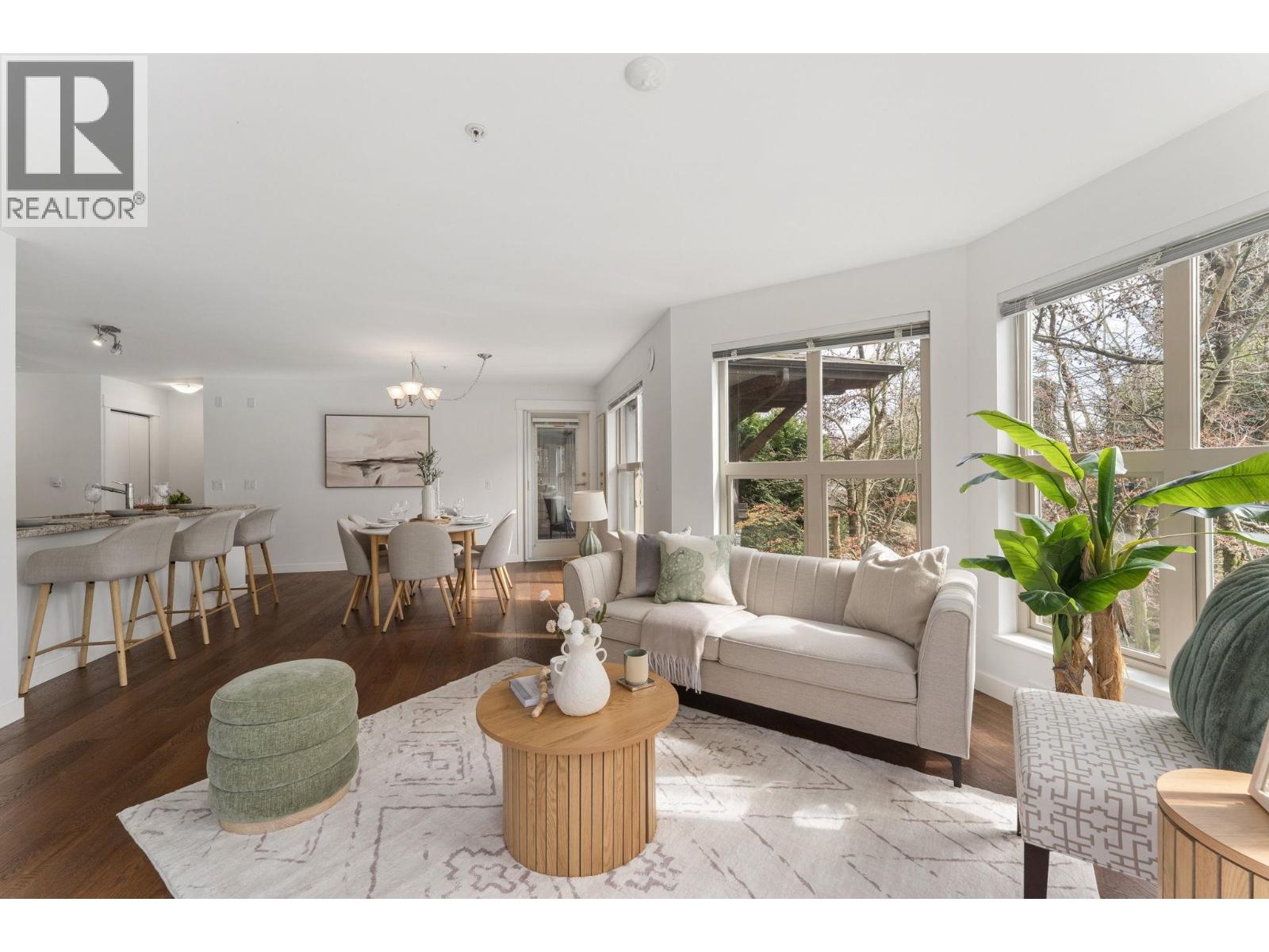 206 1468 St. Andrews Avenue, North Vancouver, British Columbia  V7L 0A8 - Photo 3 - R3105756