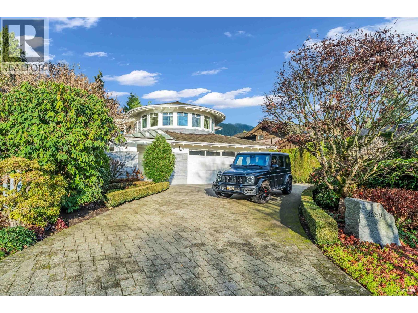 4358 ERWIN DRIVE, West Vancouver, British Columbia