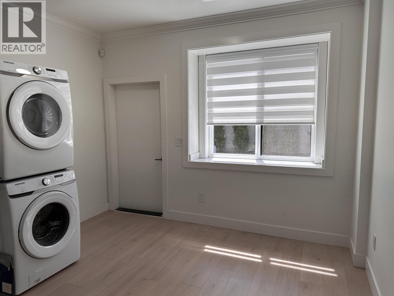 37xx Myrtle Street, Burnaby, British Columbia  V5C 4E8 - Photo 4 - R3105757