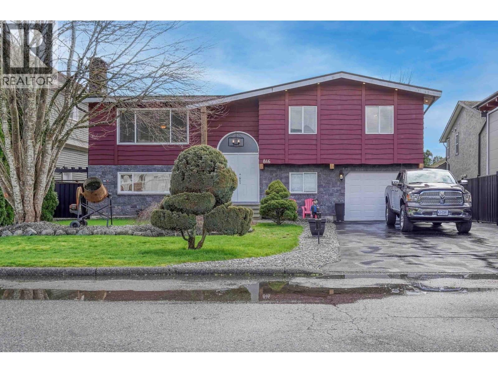 846 WRIGHT AVENUE, Port Coquitlam