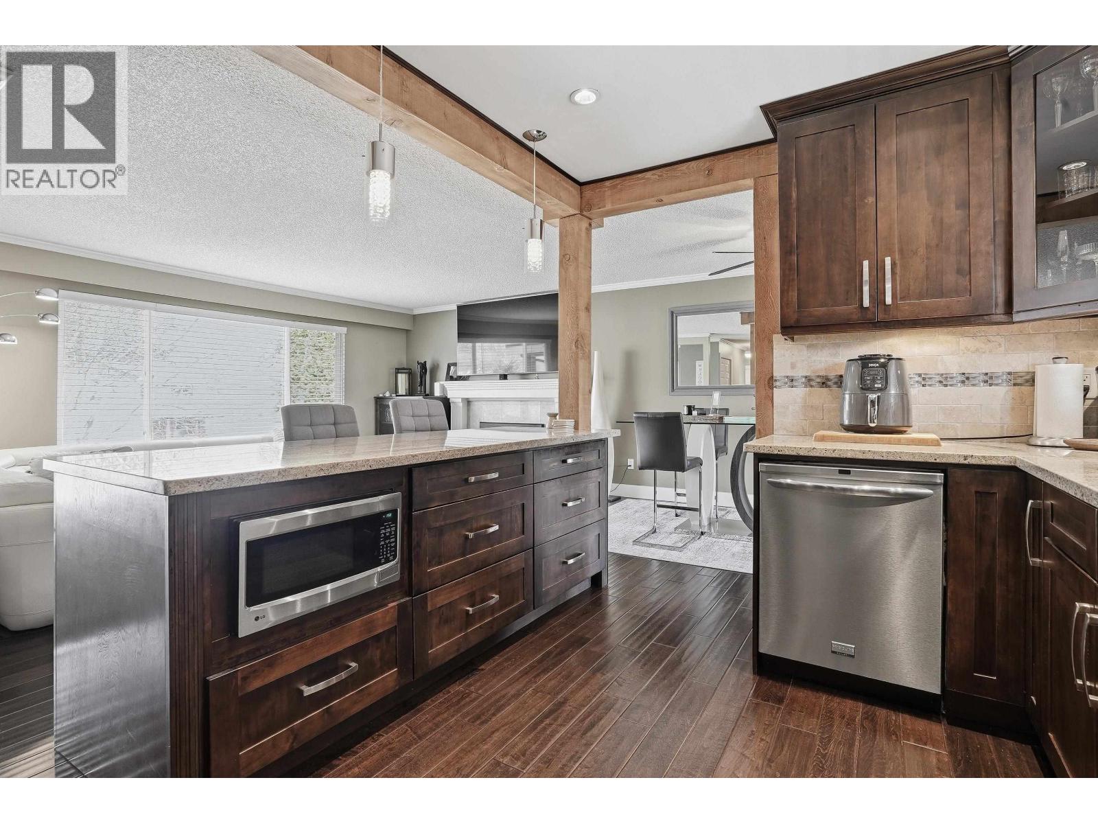 846 Wright Avenue, Port Coquitlam, British Columbia  V3B 1W1 - Photo 5 - R3105718