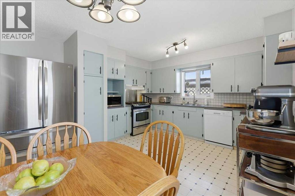 140 Waterloo Drive SW, Calgary, Alberta  T3C 3G3 - Photo 13 - A2297794