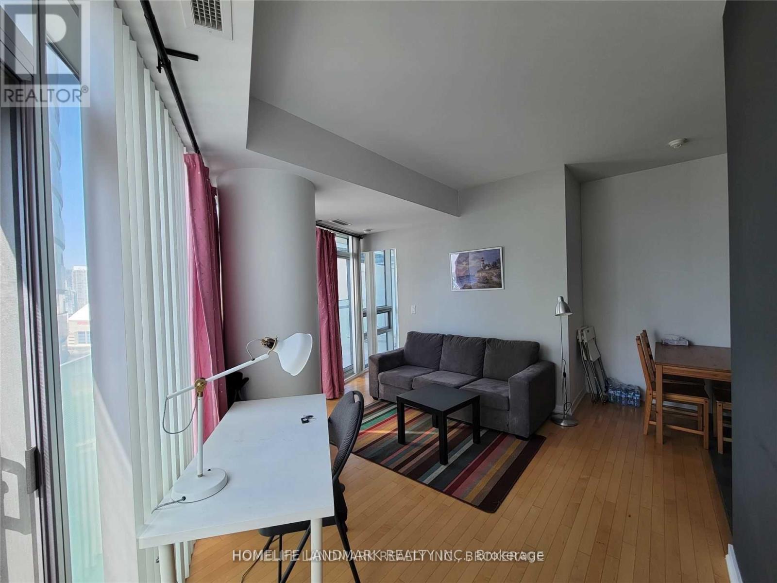 1905 - 14 York Street, Toronto, Ontario  M5J 0B1 - Photo 11 - C12942136