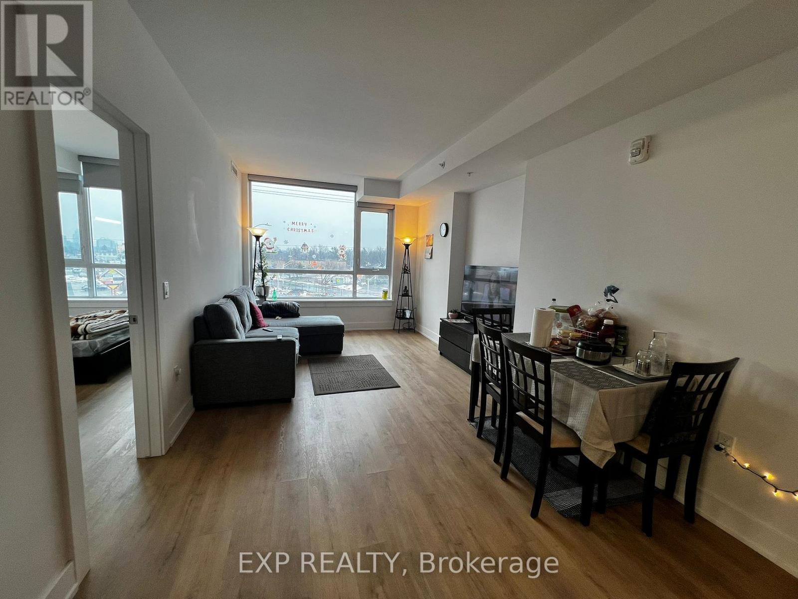 309 - 929 Richmond Road, Ottawa, Ontario  K2B 6R1 - Photo 5 - X12942128