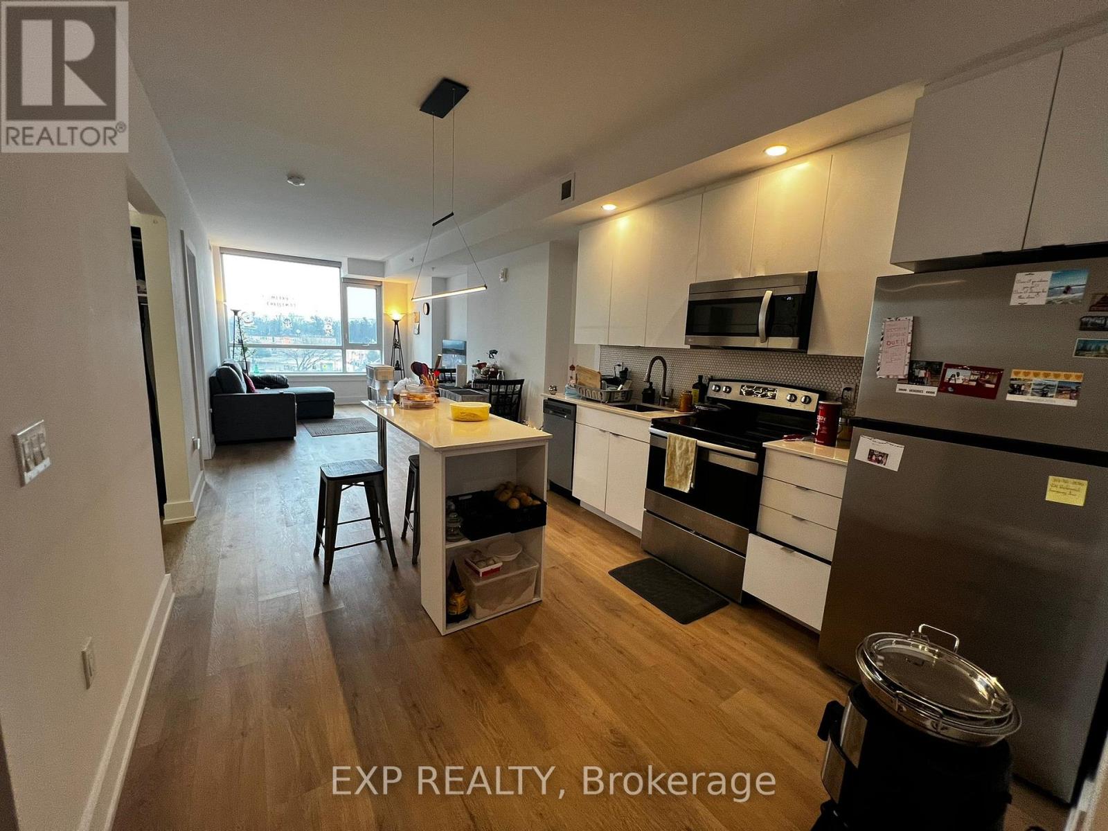 309 - 929 Richmond Road, Ottawa, Ontario  K2B 6R1 - Photo 7 - X12942128