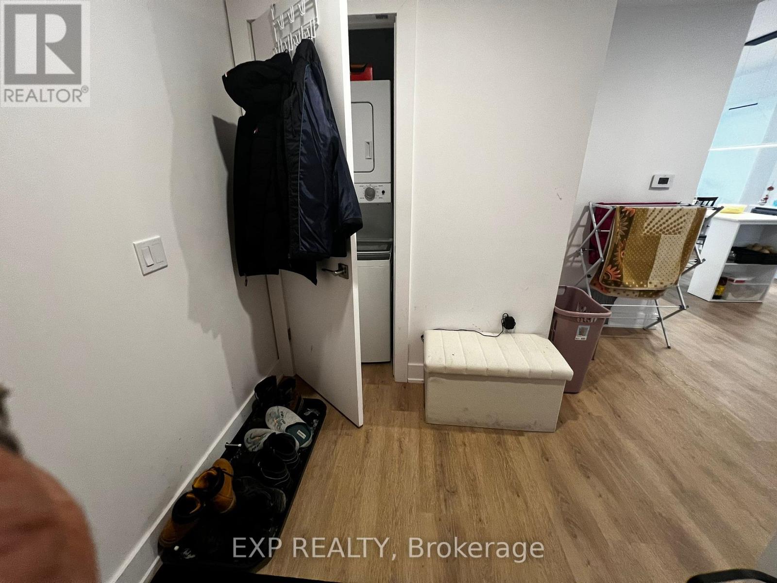 309 - 929 Richmond Road, Ottawa, Ontario  K2B 6R1 - Photo 9 - X12942128