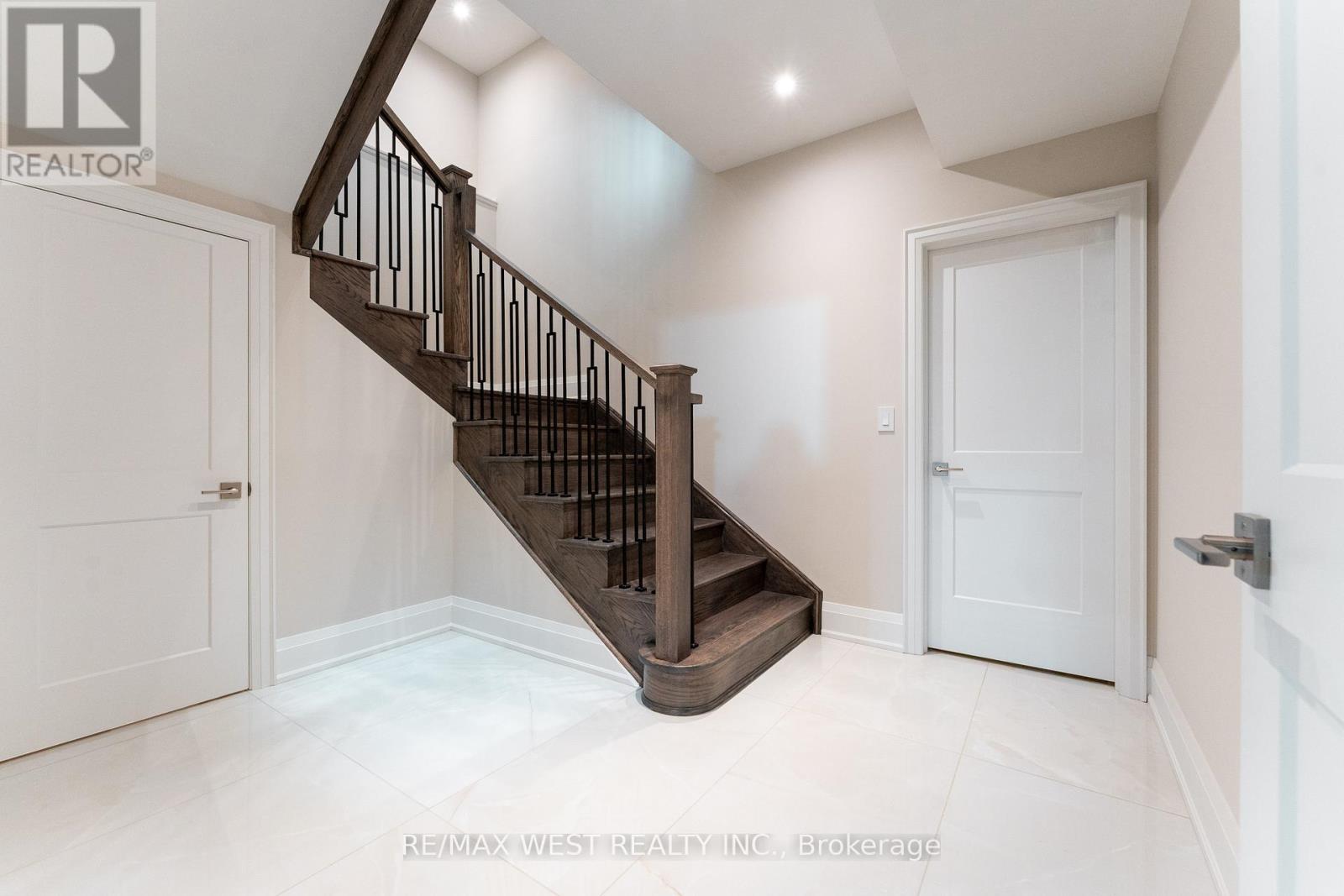 119 Jay Street, Toronto, Ontario  M6L 2M3 - Photo 41 - W12937606