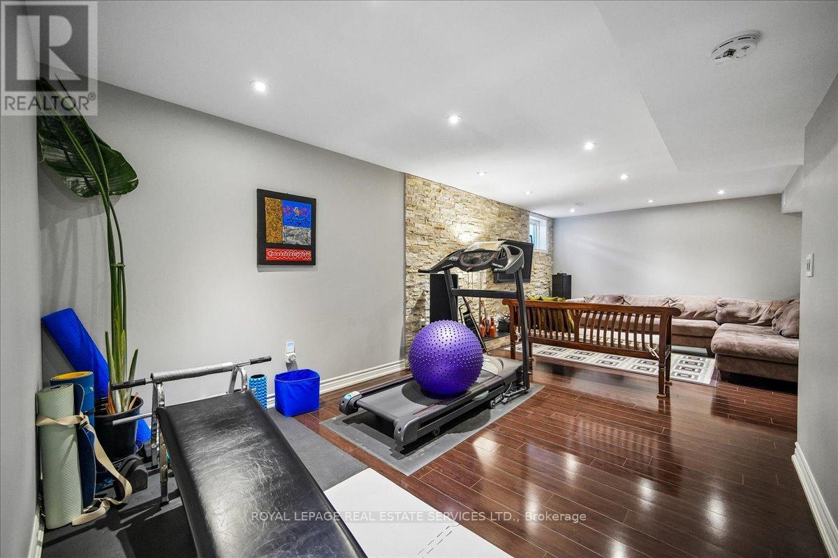 693 Savoline Boulevard, Milton, Ontario  L9T 0N2 - Photo 19 - W12942126