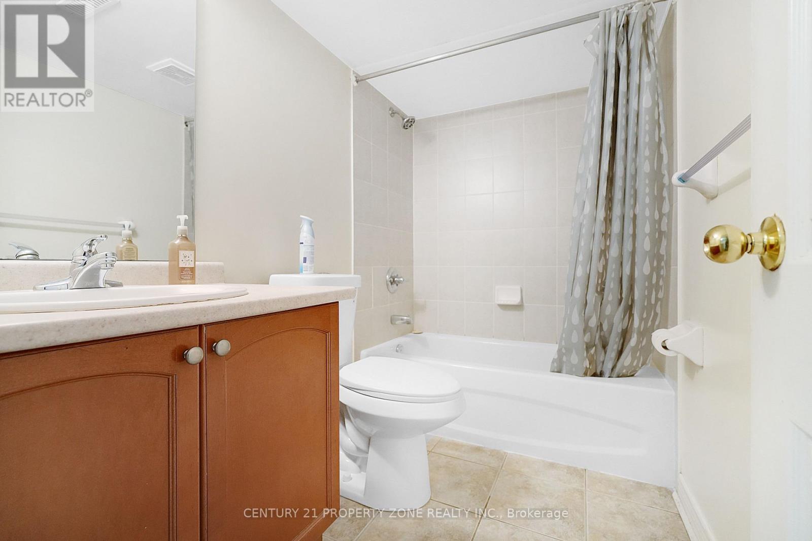 43 Alice Springs Crescent, Brampton, Ontario L6X 0R7 - Photo 29 - W12942134