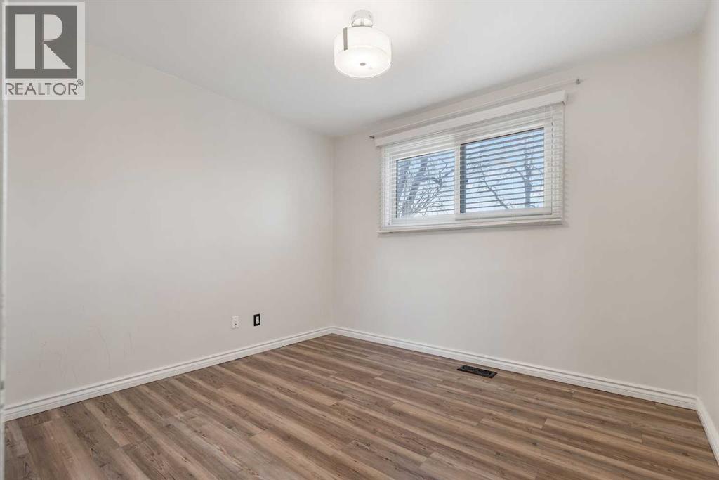 81 Westminster Drive SW, Calgary, Alberta  T3C 2T2 - Photo 15 - A2286445