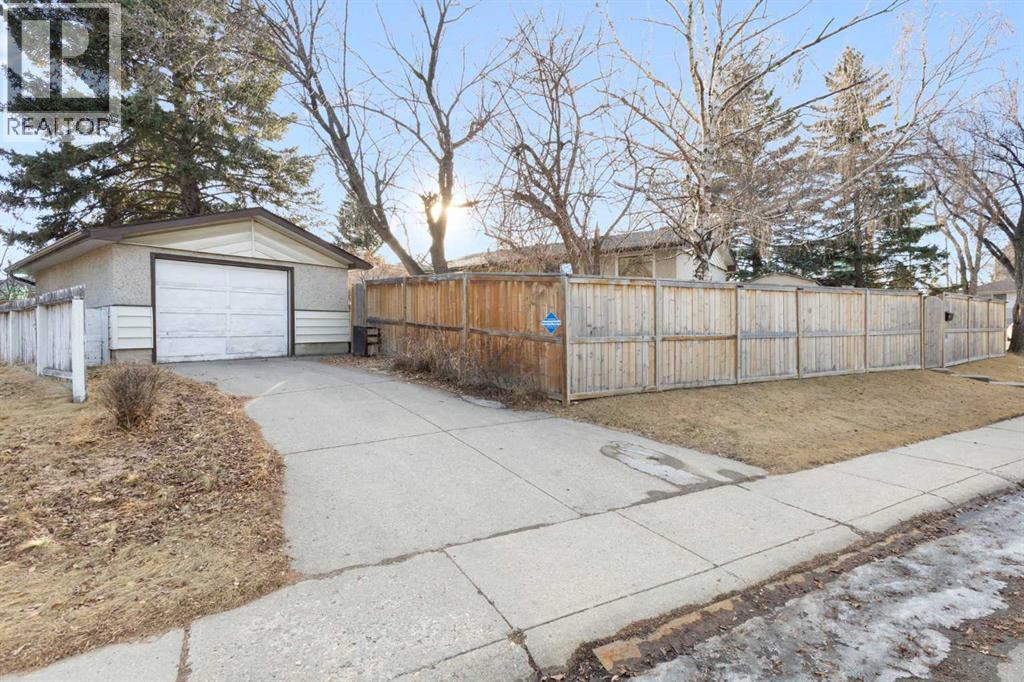 81 Westminster Drive SW, Calgary, Alberta  T3C 2T2 - Photo 35 - A2286445