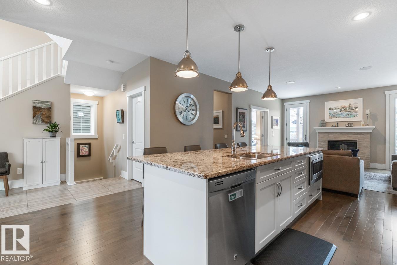 7432 Colonel Mewburn Rd Nw, Edmonton, Alberta  T5E 6V6 - Photo 4 - E4479886