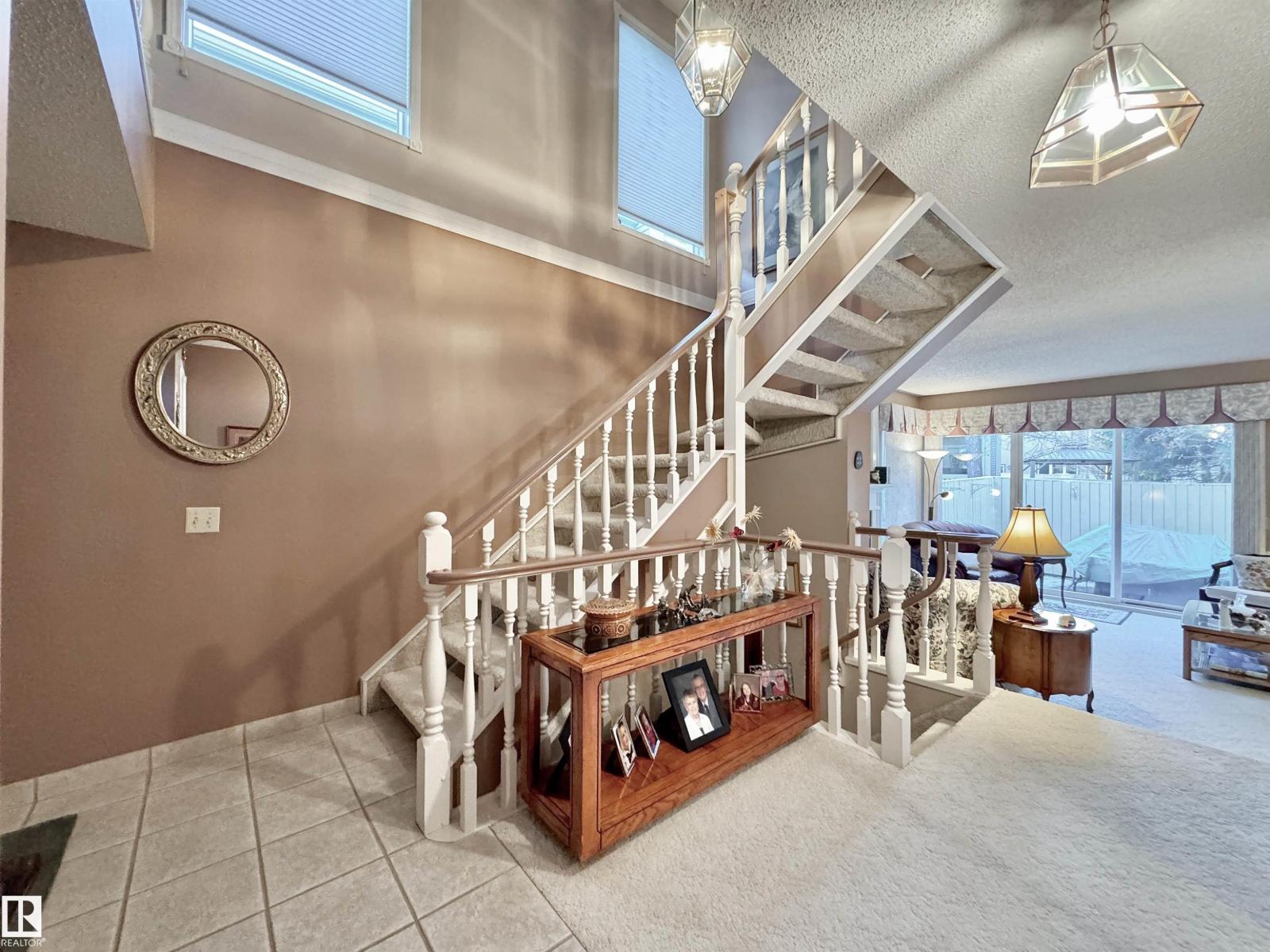 1057 109 St Nw Nw, Edmonton, Alberta  T6J 5G2 - Photo 2 - E4479949