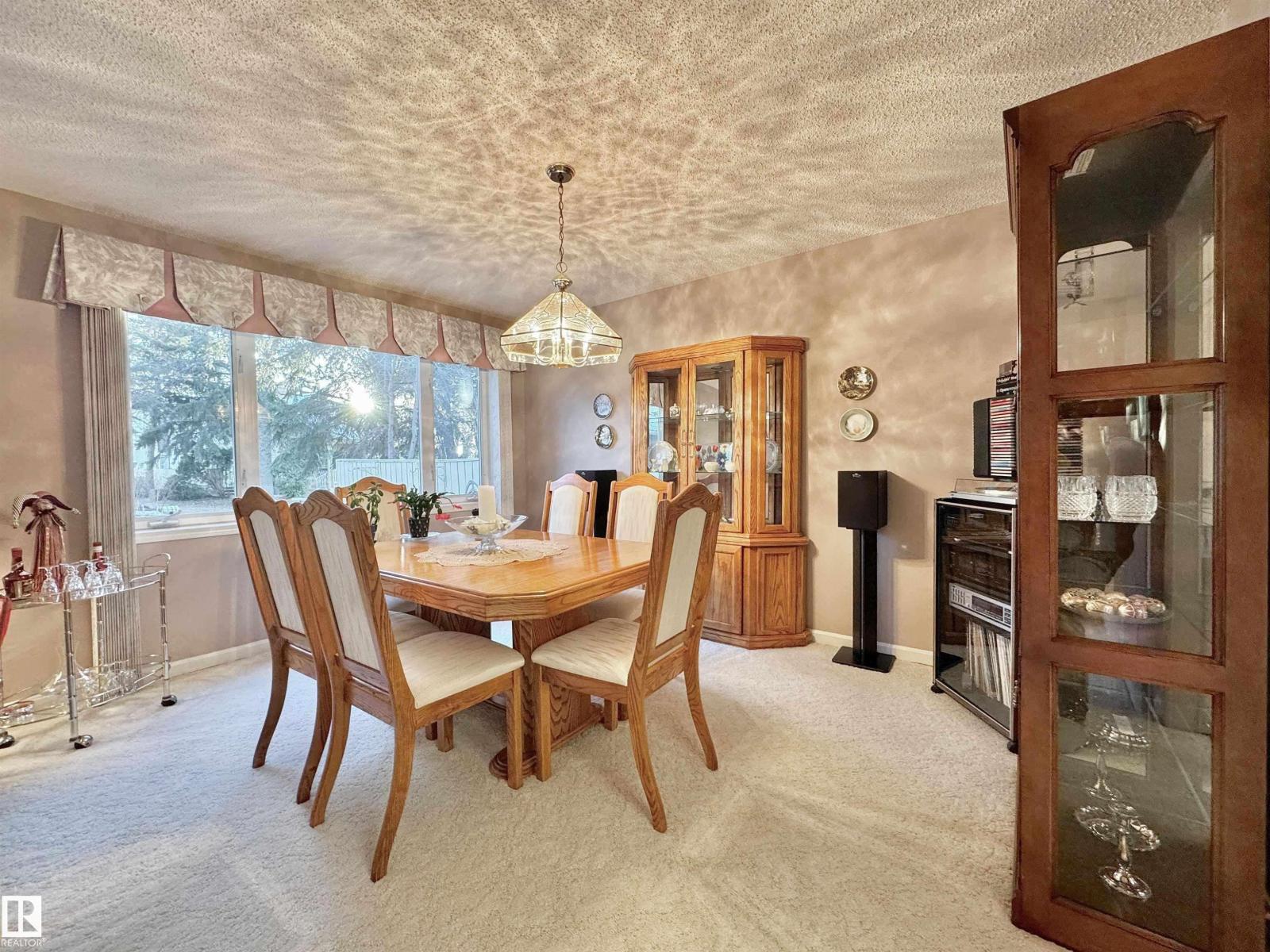 1057 109 St Nw Nw, Edmonton, Alberta  T6J 5G2 - Photo 6 - E4479949