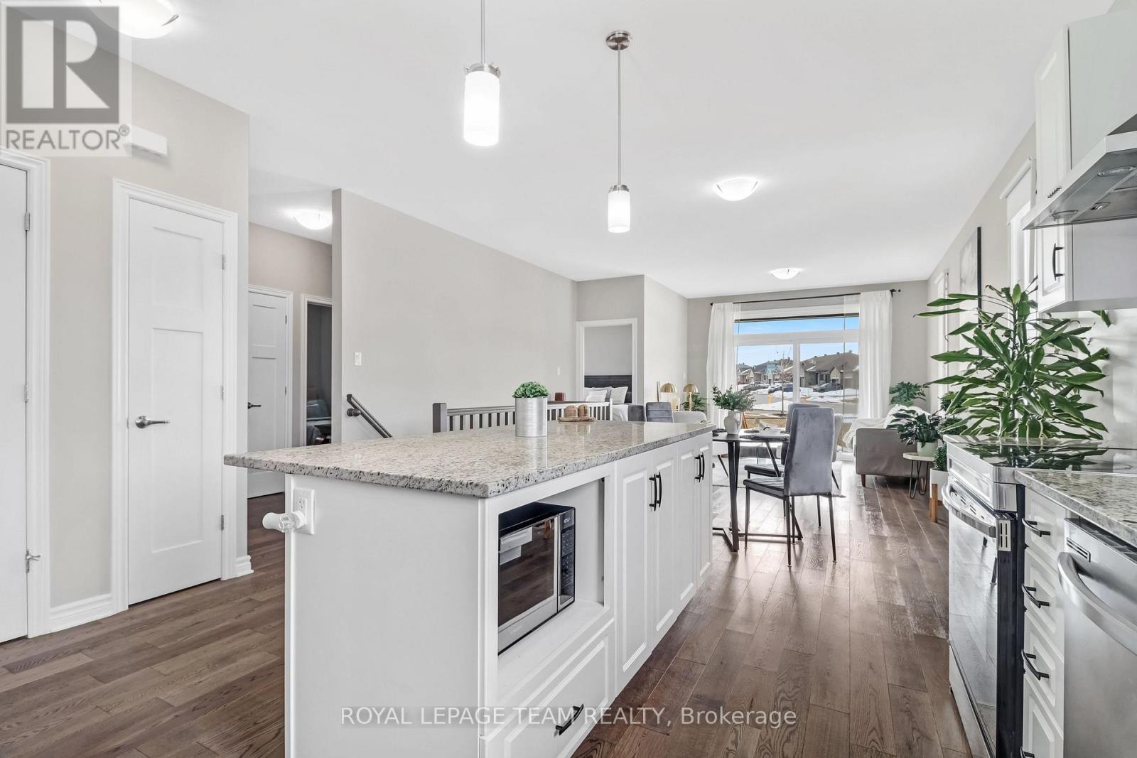 20 Seabert Drive, Arnprior, Ontario  K7S 0H9 - Photo 10 - X12942146