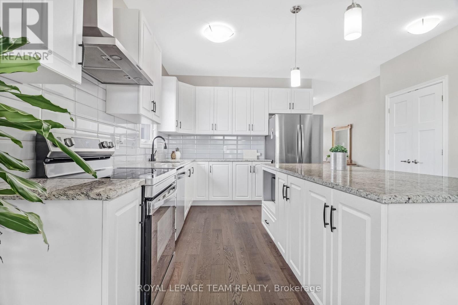 20 Seabert Drive, Arnprior, Ontario  K7S 0H9 - Photo 11 - X12942146