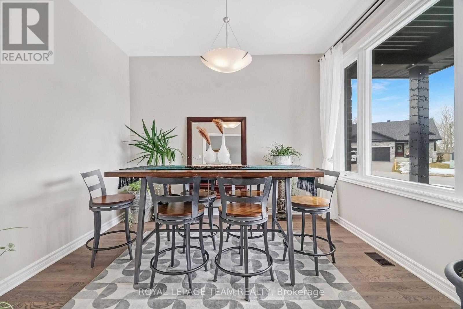 20 Seabert Drive, Arnprior, Ontario  K7S 0H9 - Photo 7 - X12942146