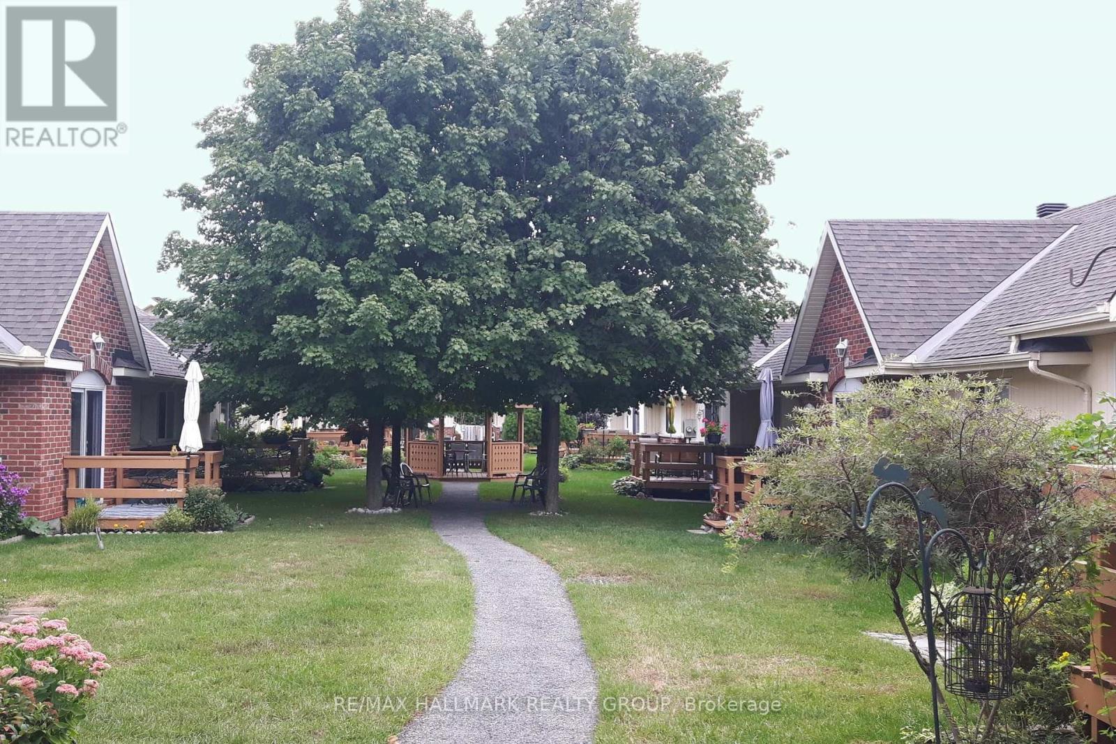 3 Daphne Crescent, Ottawa, Ontario  K2S 1Y1 - Photo 23 - X12942148