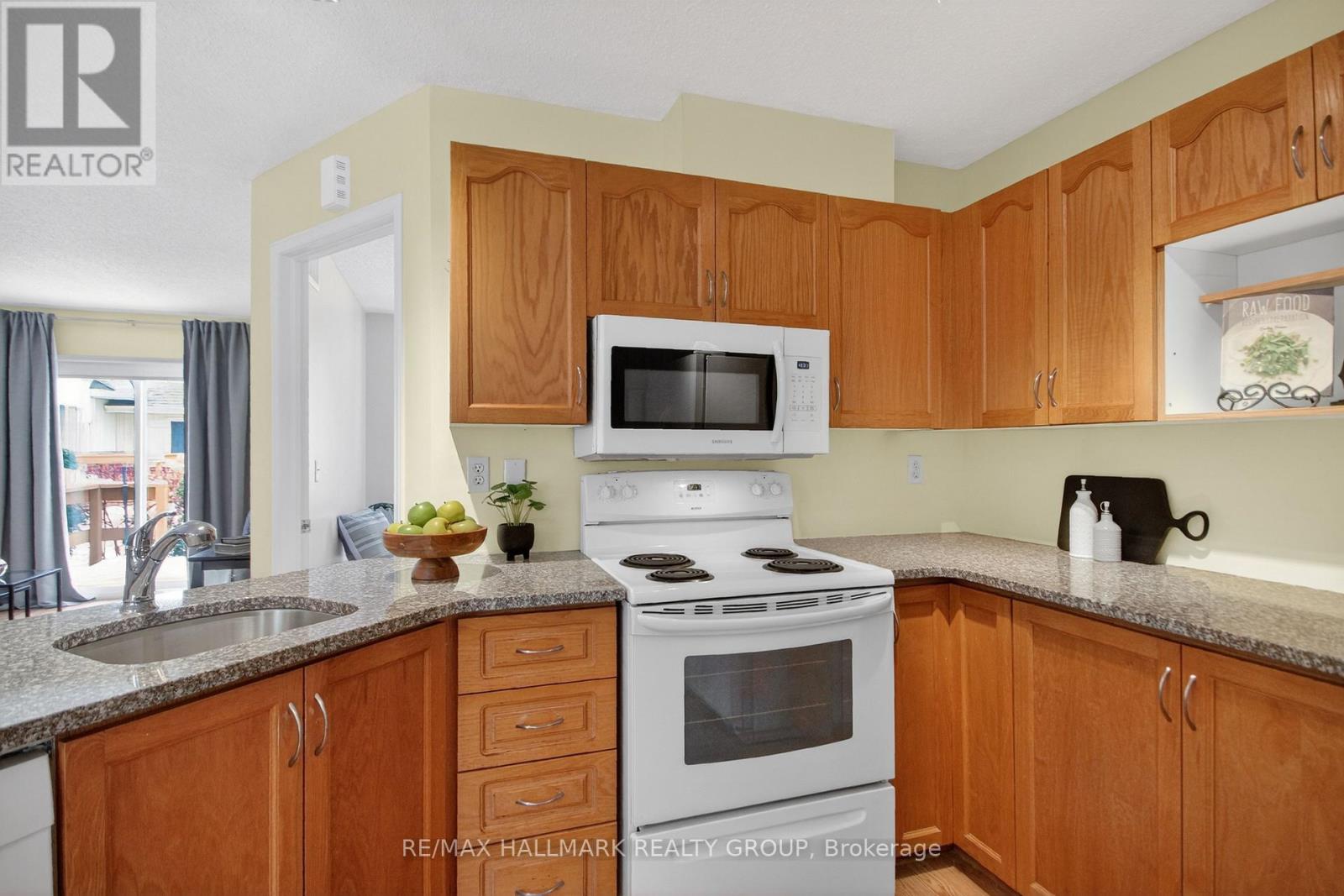 3 Daphne Crescent, Ottawa, Ontario  K2S 1Y1 - Photo 29 - X12942148