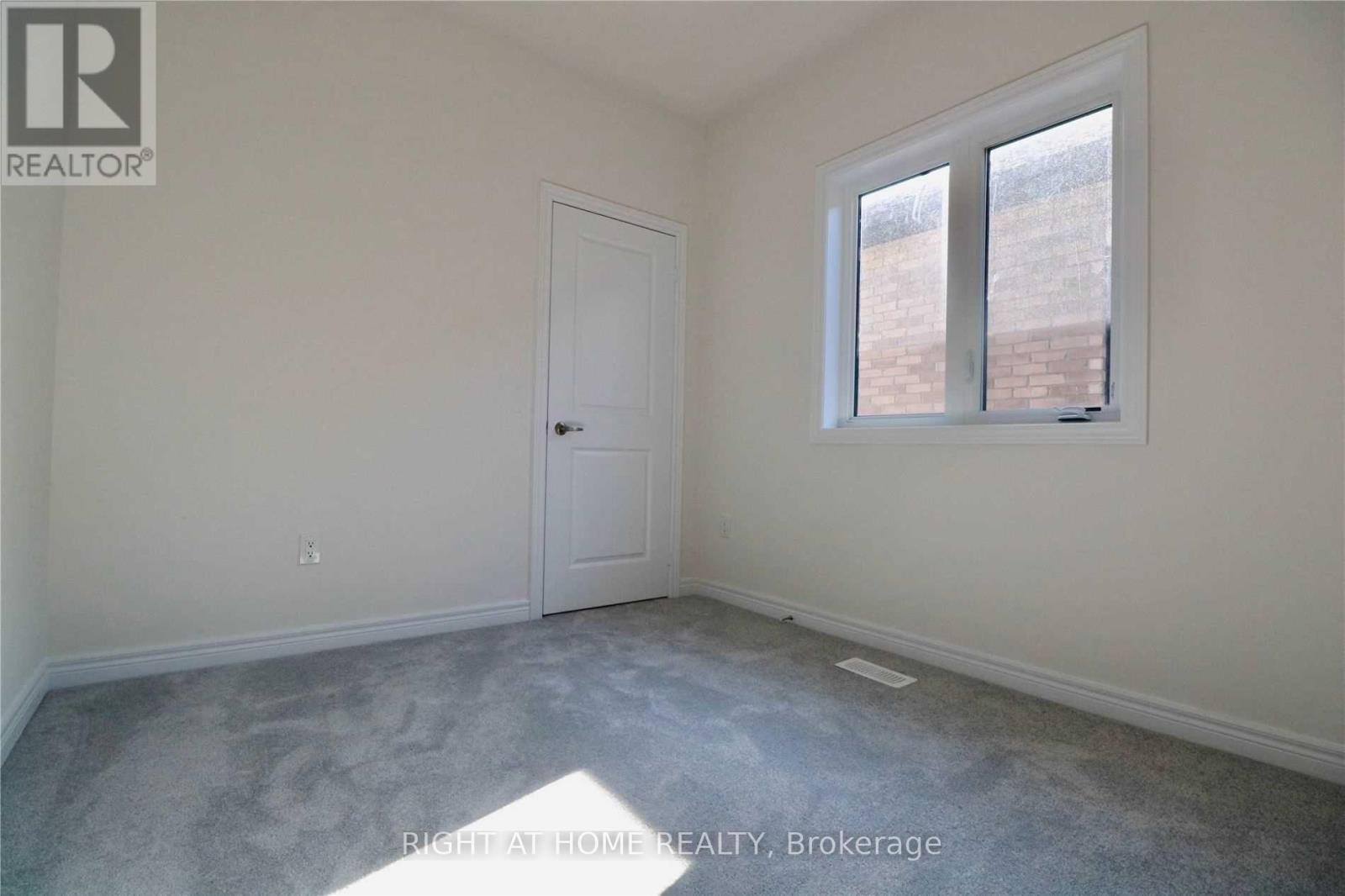 9 Conarty Crescent, Whitby, Ontario  L1P 2A9 - Photo 16 - E12942150