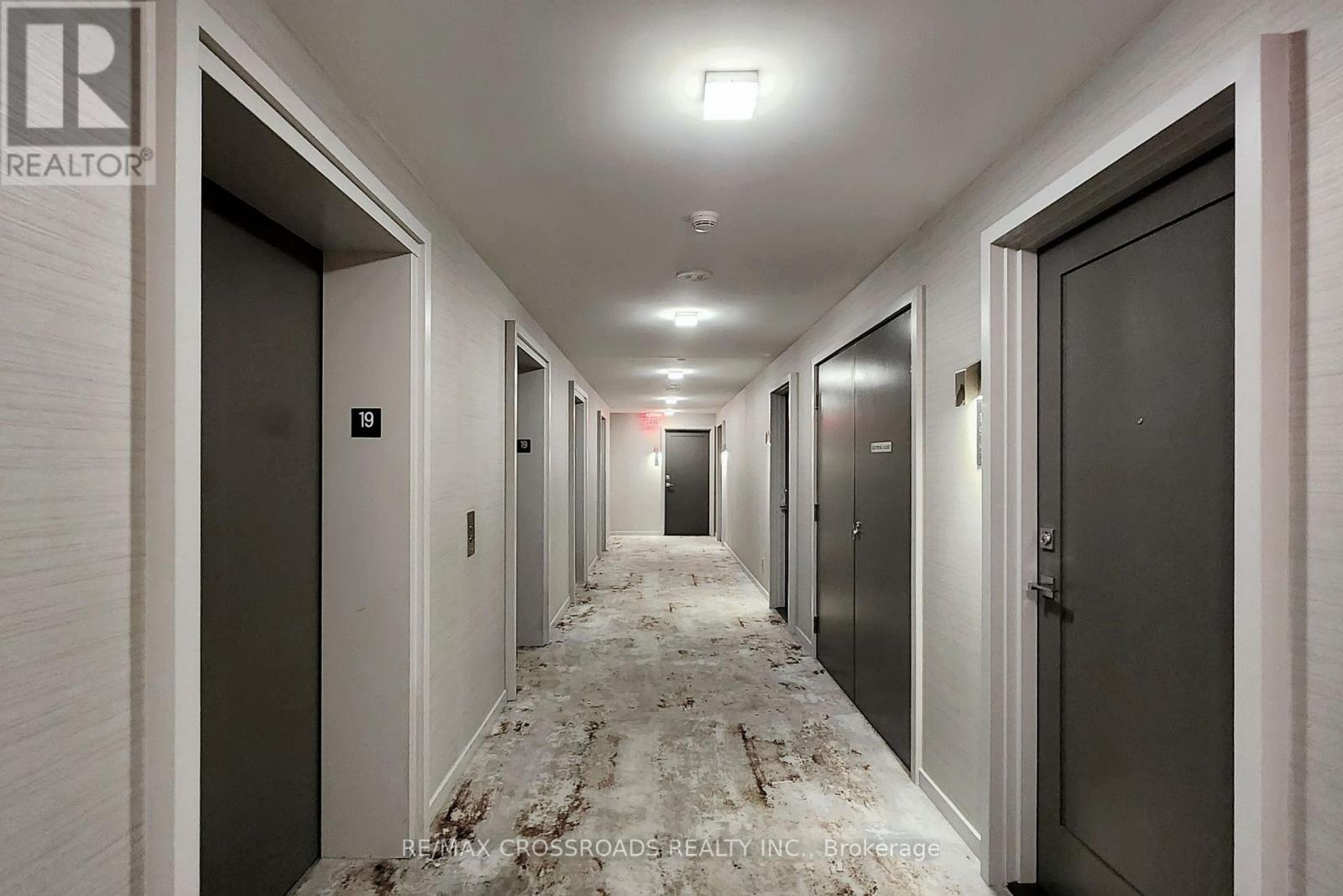 1910 - 57 St Joseph Street, Toronto, Ontario M5S 0C5 - Photo 29 - C12942178