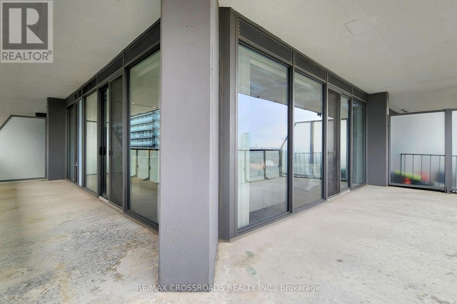 1910 - 57 St Joseph Street, Toronto, Ontario M5S 0C5 - Photo 30 - C12942178