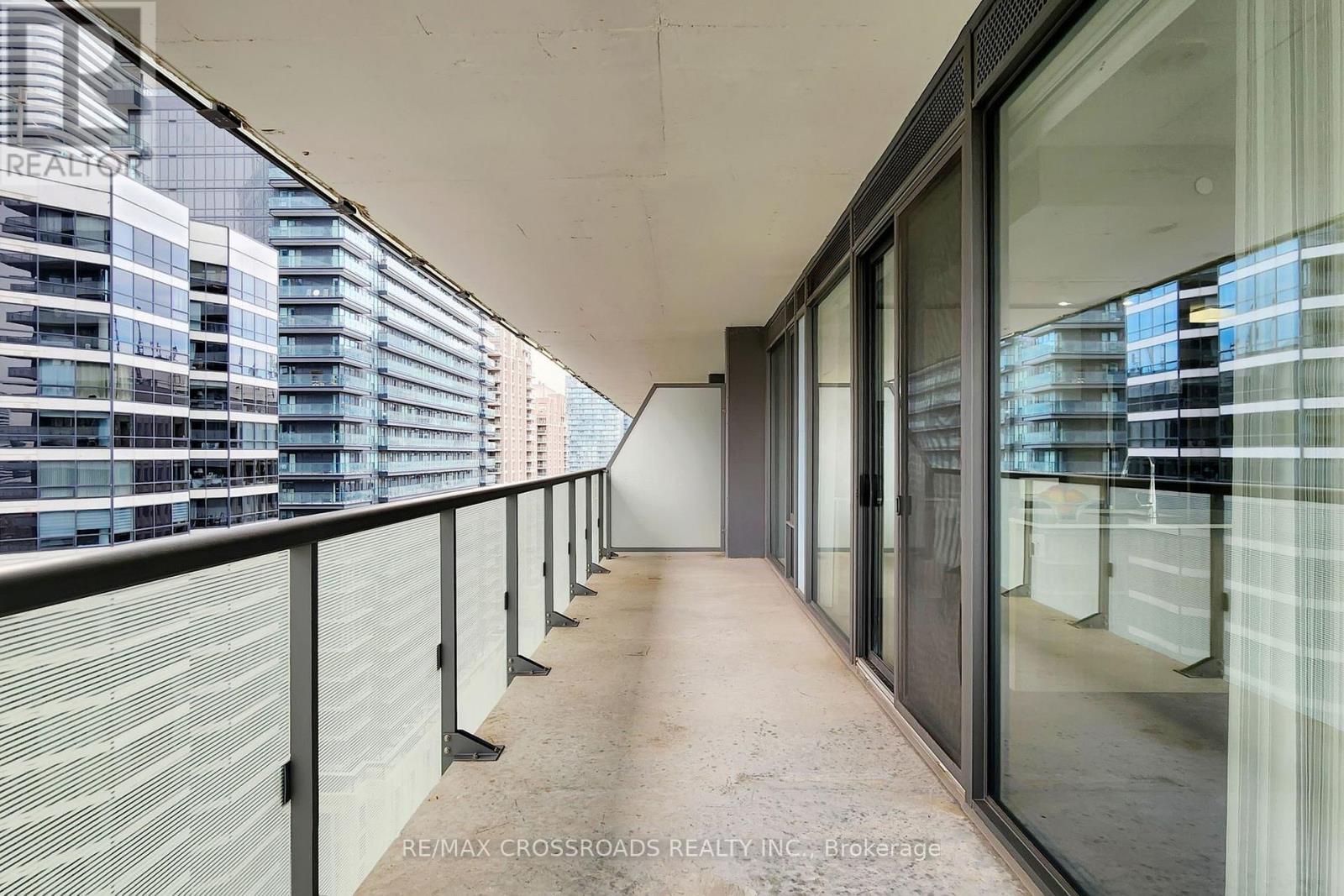 1910 - 57 St Joseph Street, Toronto, Ontario M5S 0C5 - Photo 39 - C12942178