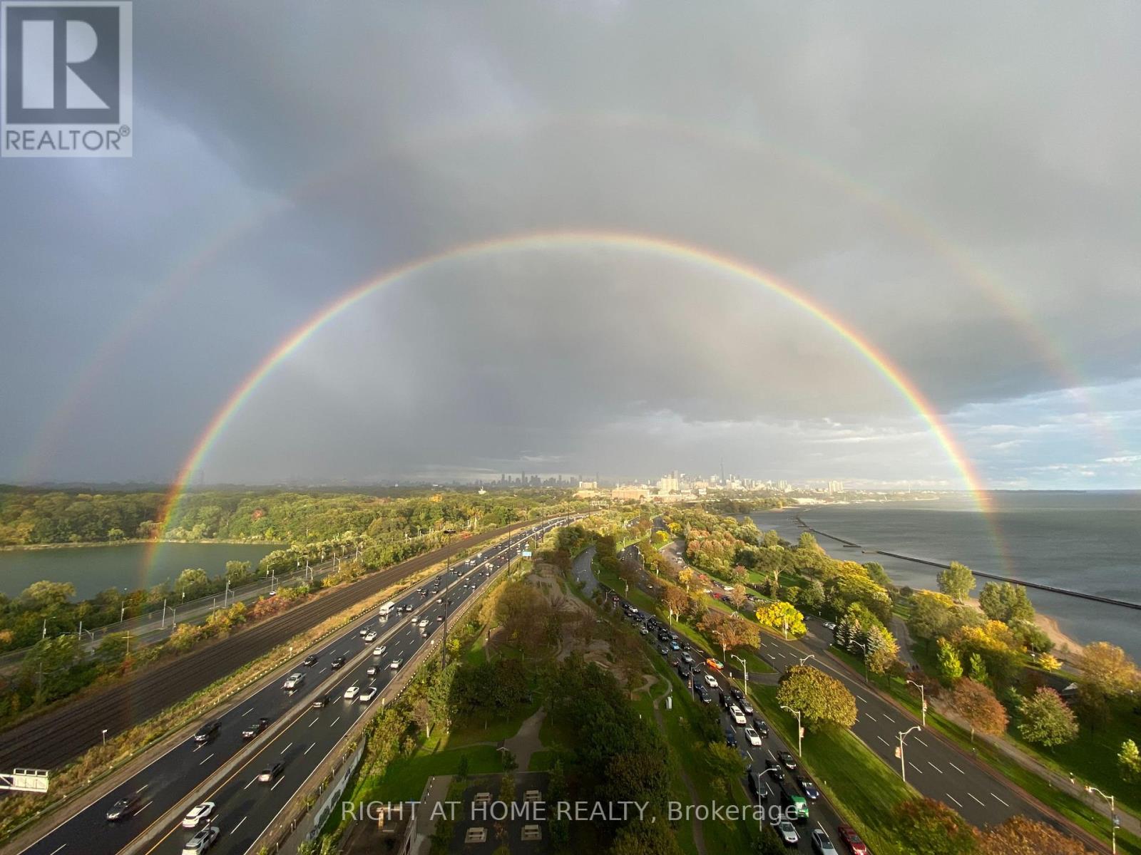 1701 - 1900 Lake Shore Boulevard W, Toronto, Ontario  M6S 1A4 - Photo 16 - W12942176